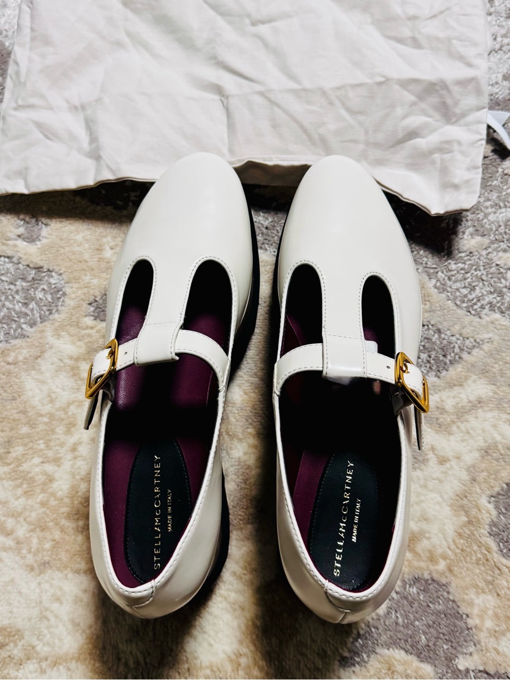 NWT! Stella McCartney White Mary Jane Flats with Gold Buckles Sz 9 US